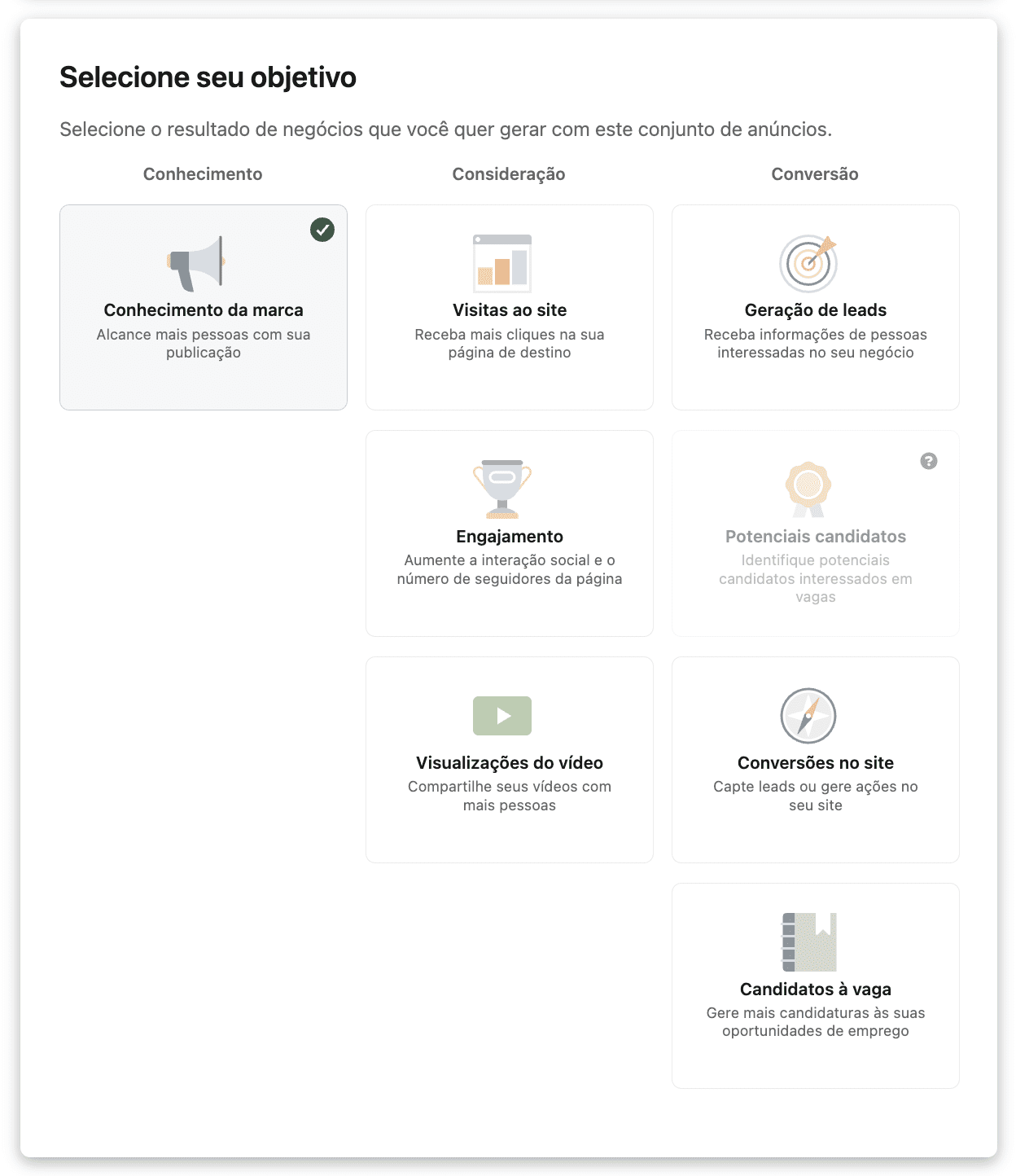 Interface de criação de anúncios do LinkedIn exibindo a tela